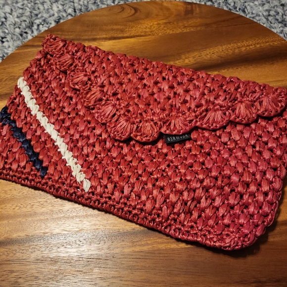 *SOLD* Bermuda Raffia Or Rattan Woven Clutch - NWOT - Picture 3 of 11